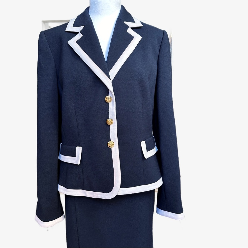 Navy Blue Tahari Business Suit with White Trim Size 12.